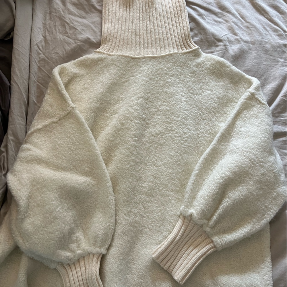 Free people oversized cream sweater